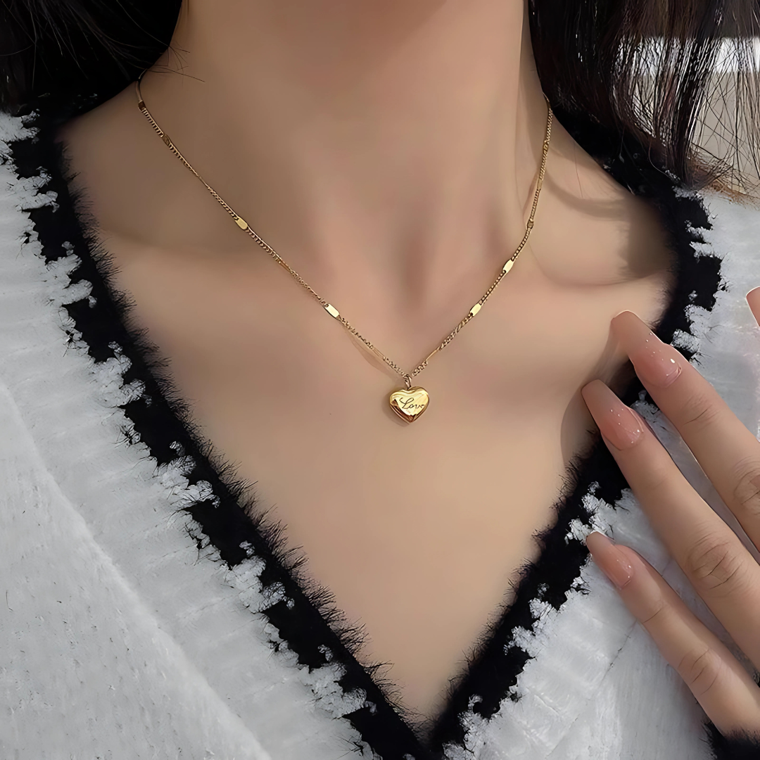 2pcs Korean Minimalist Love Heart Necklace & Earrings Set