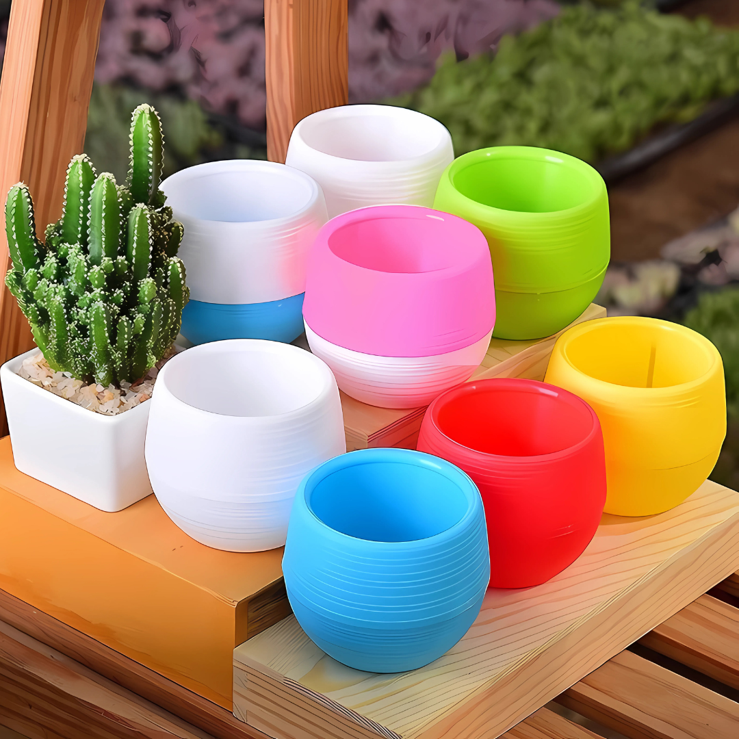 Round Plastic Flower Pot
