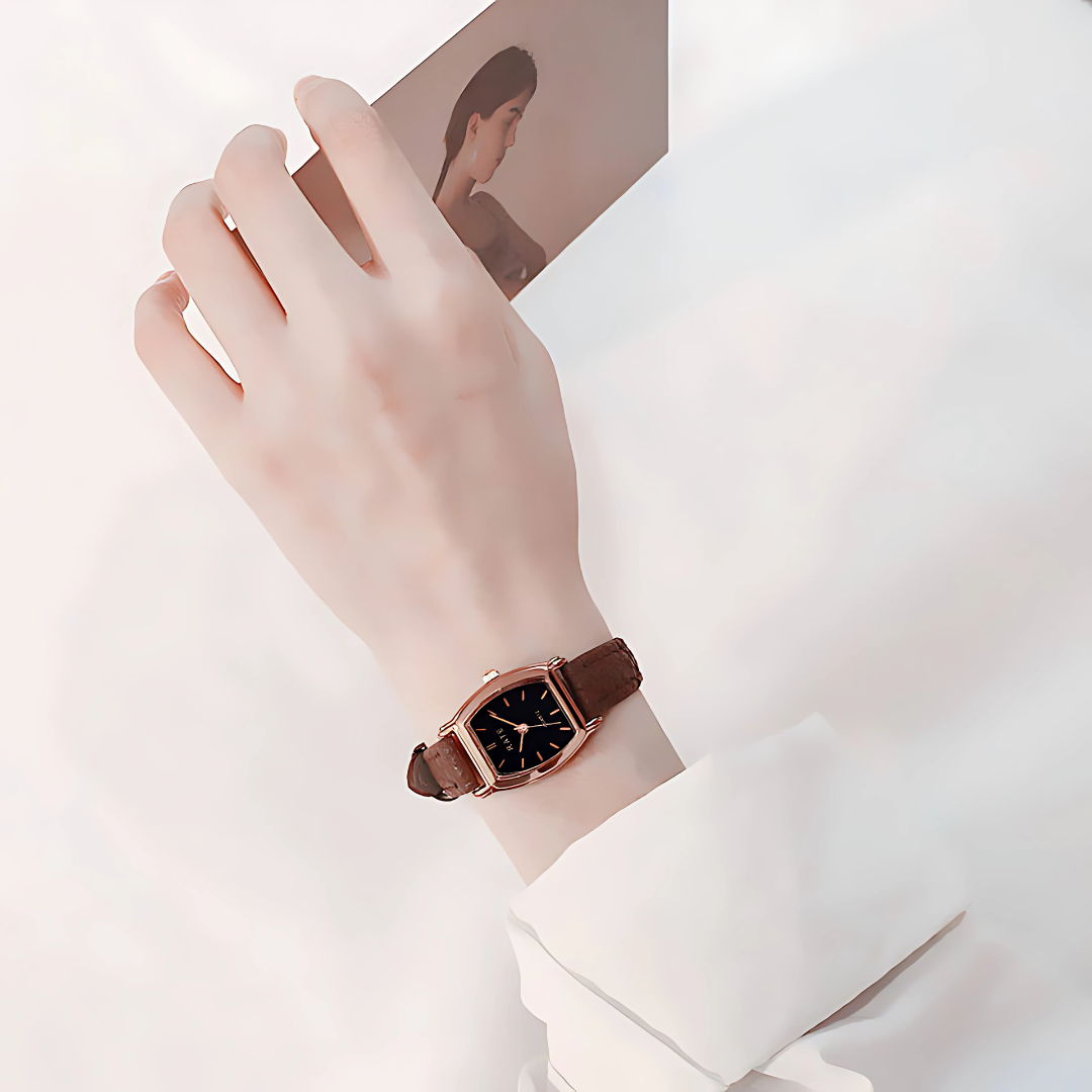 Women’s Tonneau Dial Watch Stylish Leather Strap Quartz Timepiece