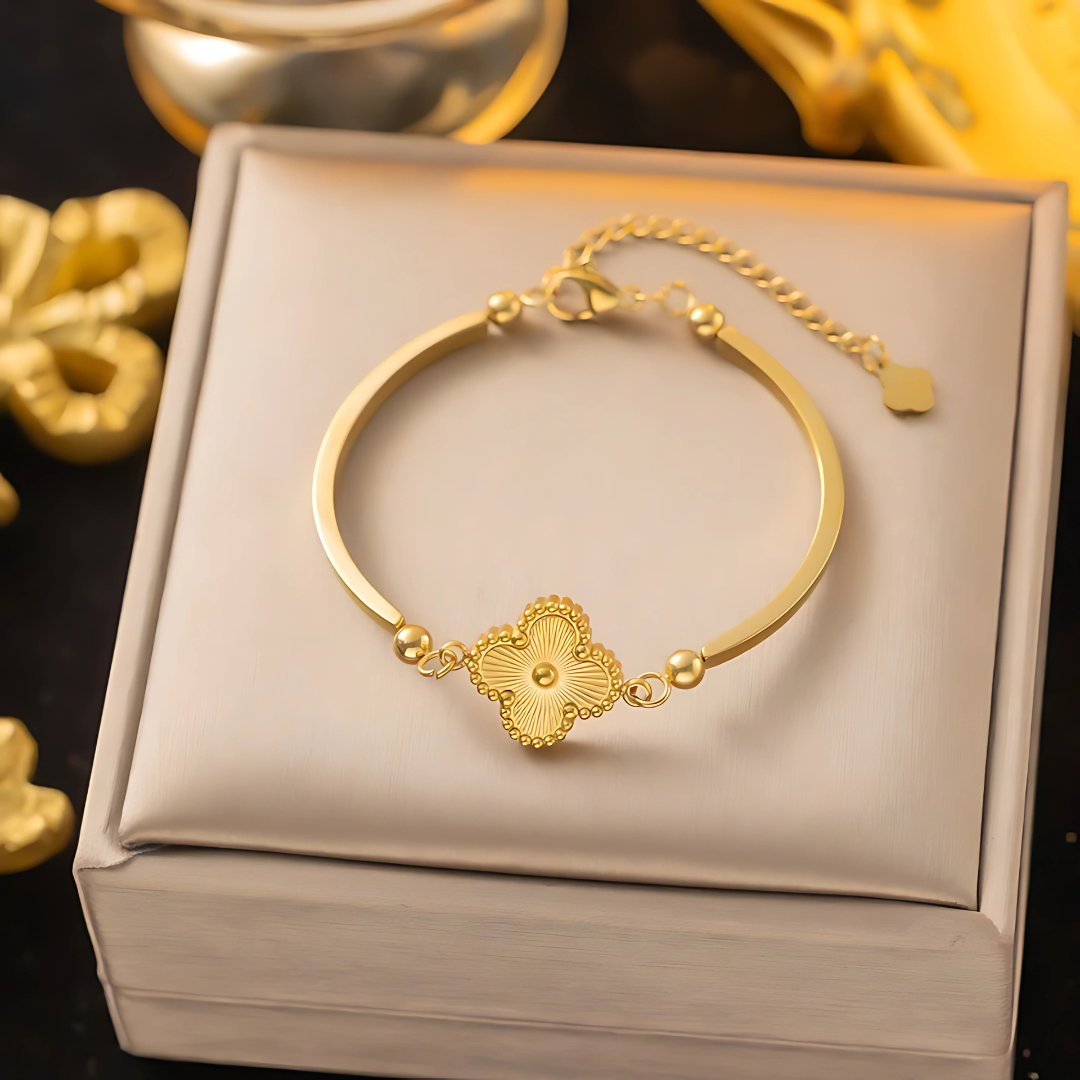 Fashion Four-Leaf Clover Bracelet Women’s High-Grade Elegant Jewelry Gift