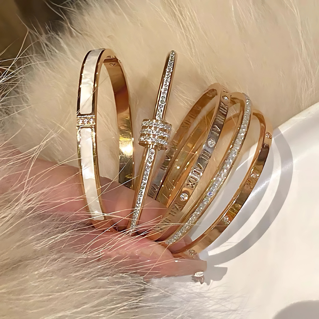 Luxury Titanium Gold Plated H Letter Bracelet for Women
