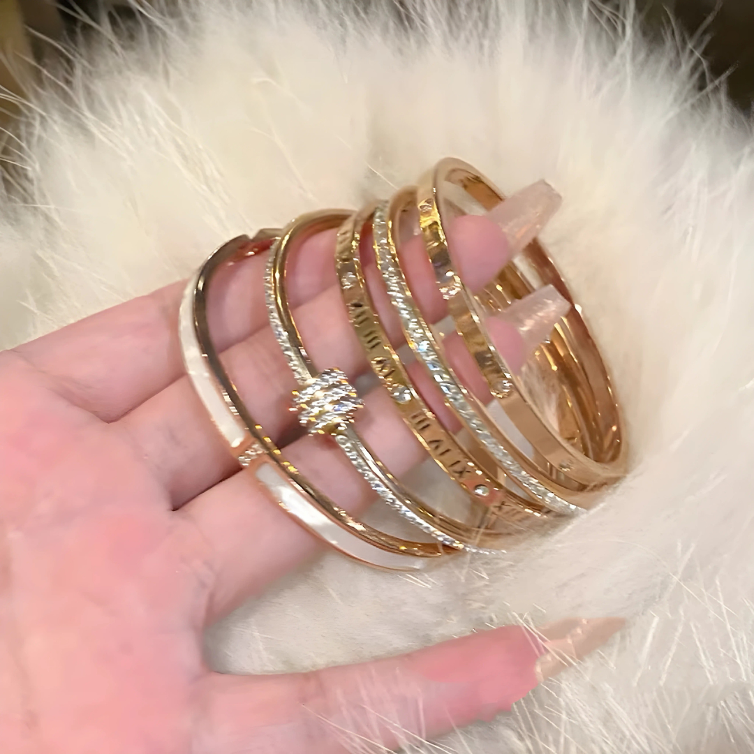 Luxury Titanium Gold Plated H Letter Bracelet for Women