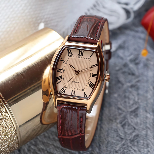 Women's Retro Quartz Watch | Brown Leather Strap | Vintage Style Timepiece